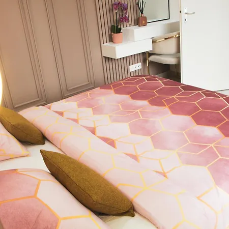 Daloospa Proche Paris, Stade De France,Aeroport Cdg Design&Spa Drancy Buitenkant foto